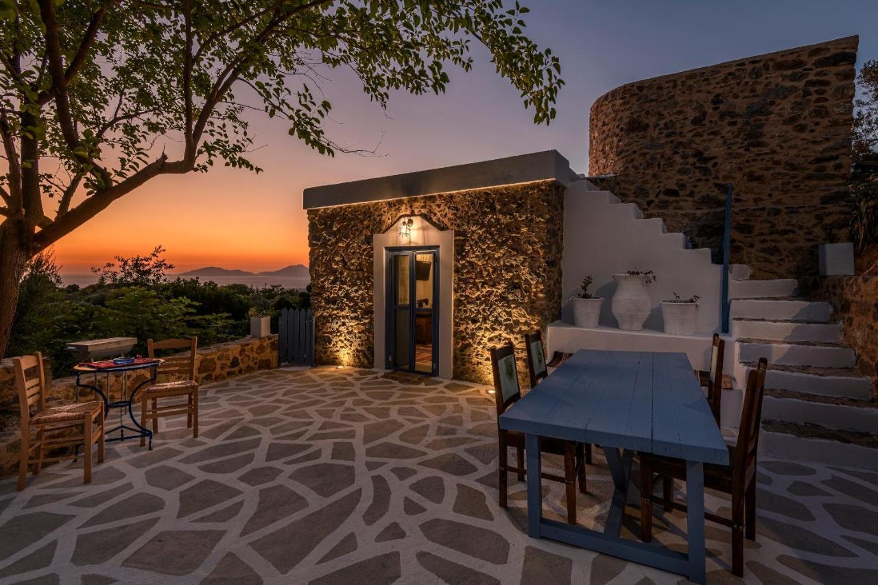 The Aegean Blue Country House Old Milos Βίλα Lagoudi Zia Εξωτερικό φωτογραφία