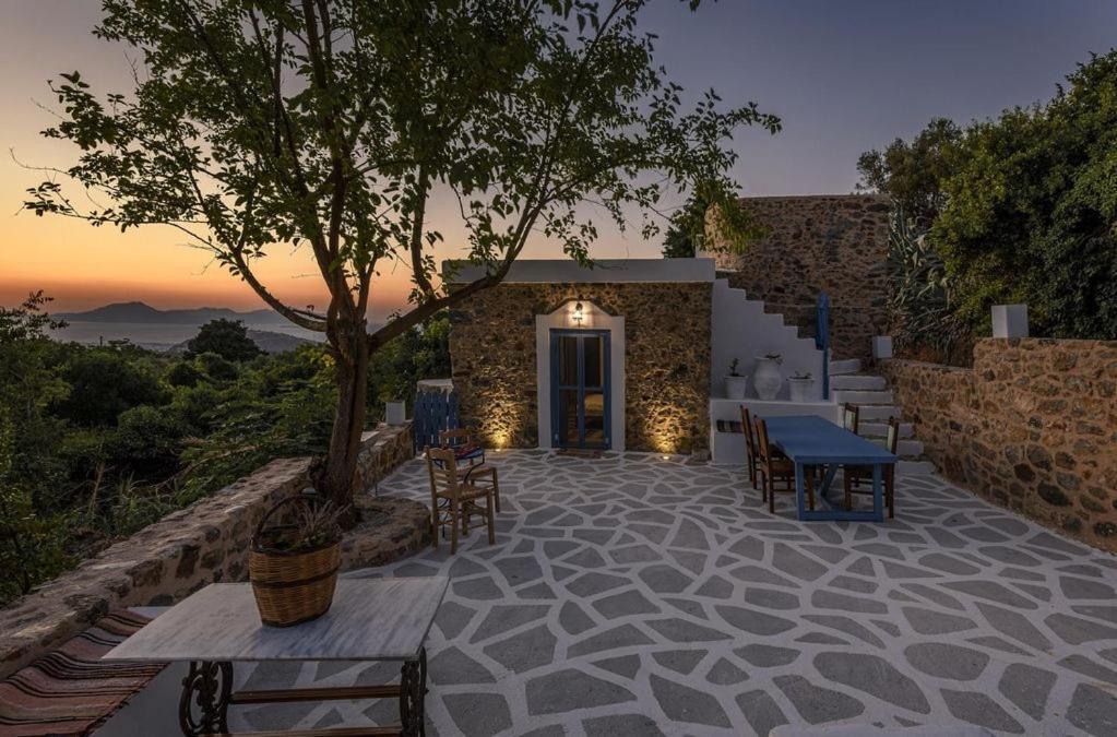 The Aegean Blue Country House Old Milos Βίλα Lagoudi Zia Εξωτερικό φωτογραφία