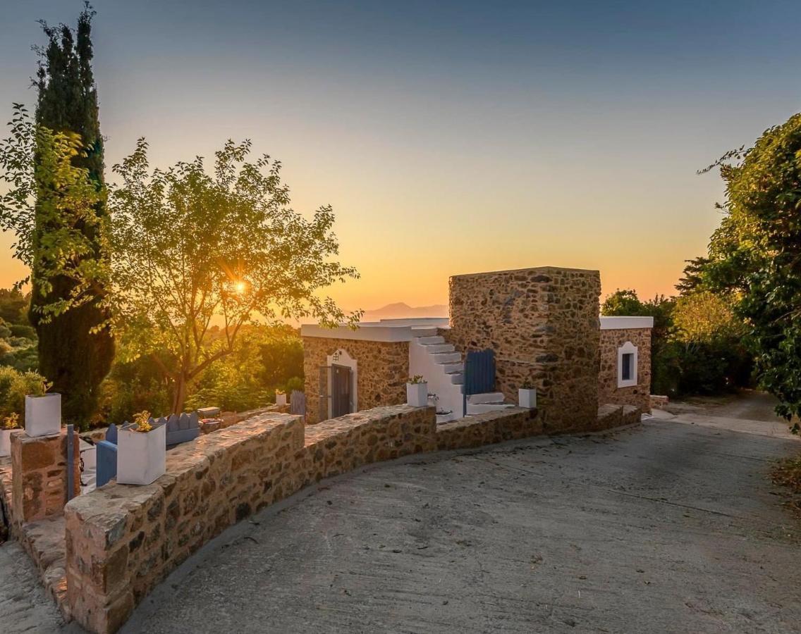 The Aegean Blue Country House Old Milos Βίλα Lagoudi Zia Εξωτερικό φωτογραφία